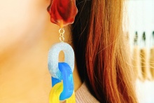 O/OVAL / ピアス CHAIN EARRINGS【ER-036】YELLOW MIX 金属アレルギー対応