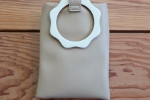 FLOWER POCHETTE (shoulder bag) - Beige -