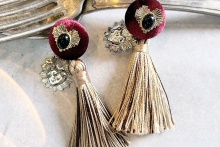 queen tassel pierce -Bronze-