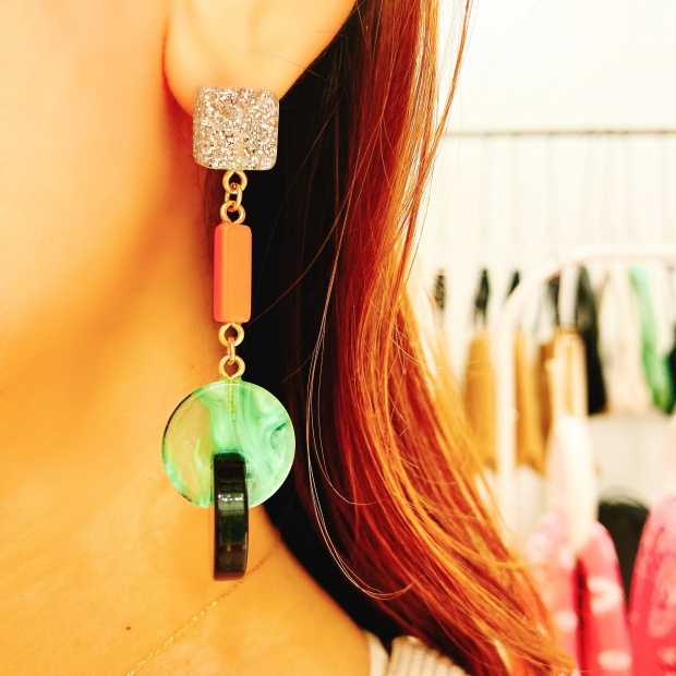 O/OVAL / ピアス【ER-037】GREEN 金属アレルギー対応