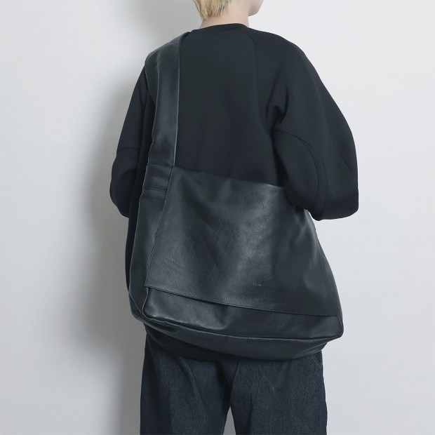 real leather Huge messenger bag
