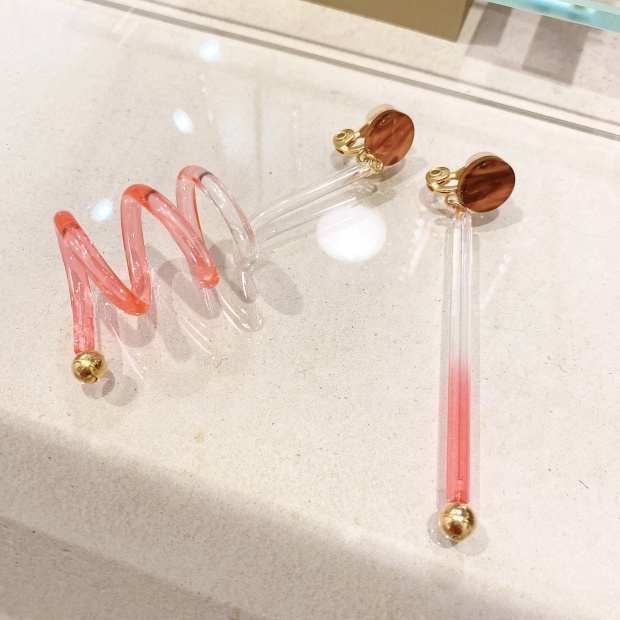 O/OVAL / イヤリング【ER-035】PINK 金属アレルギー対応